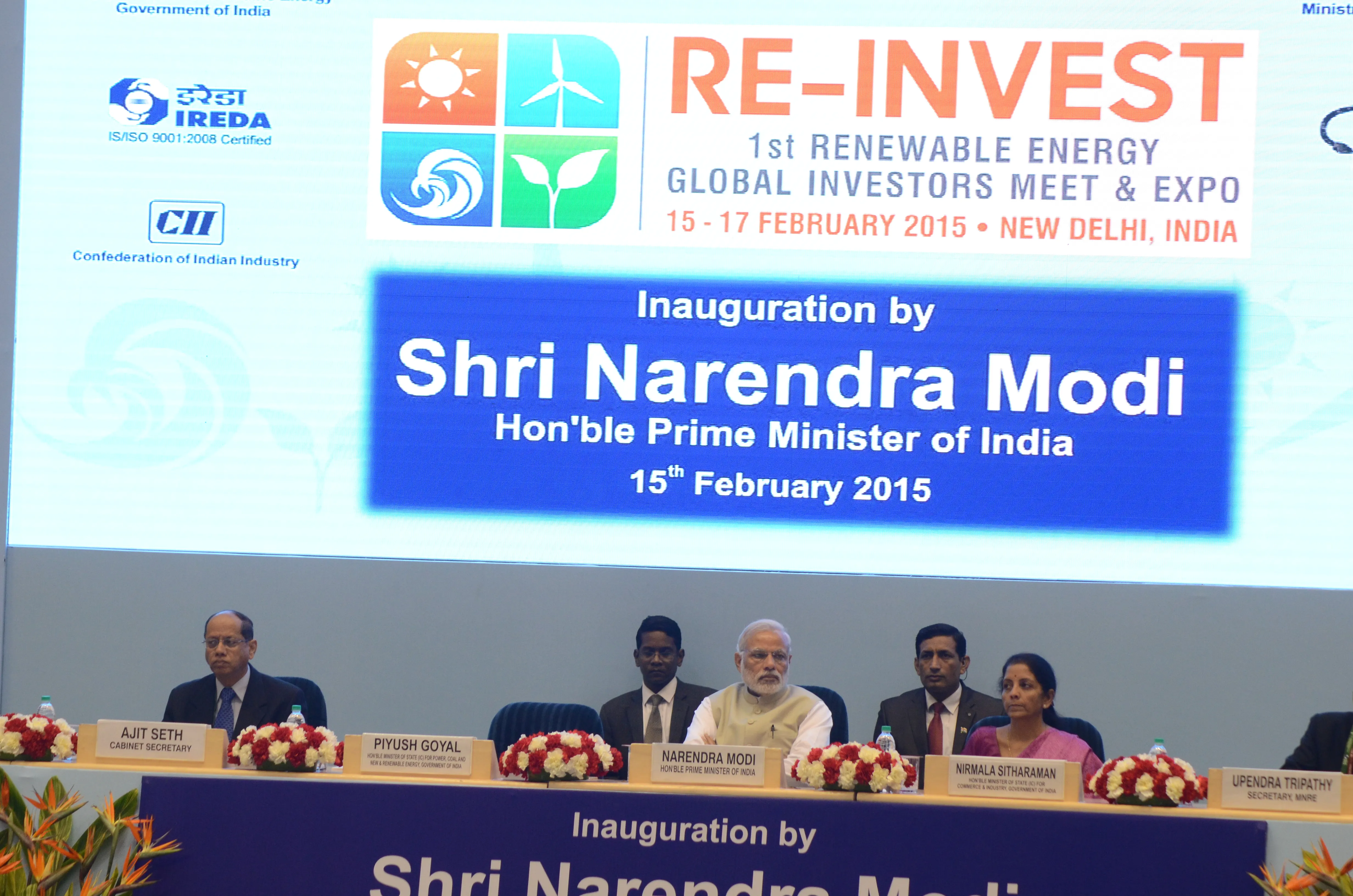 Re Invest 2015 -6