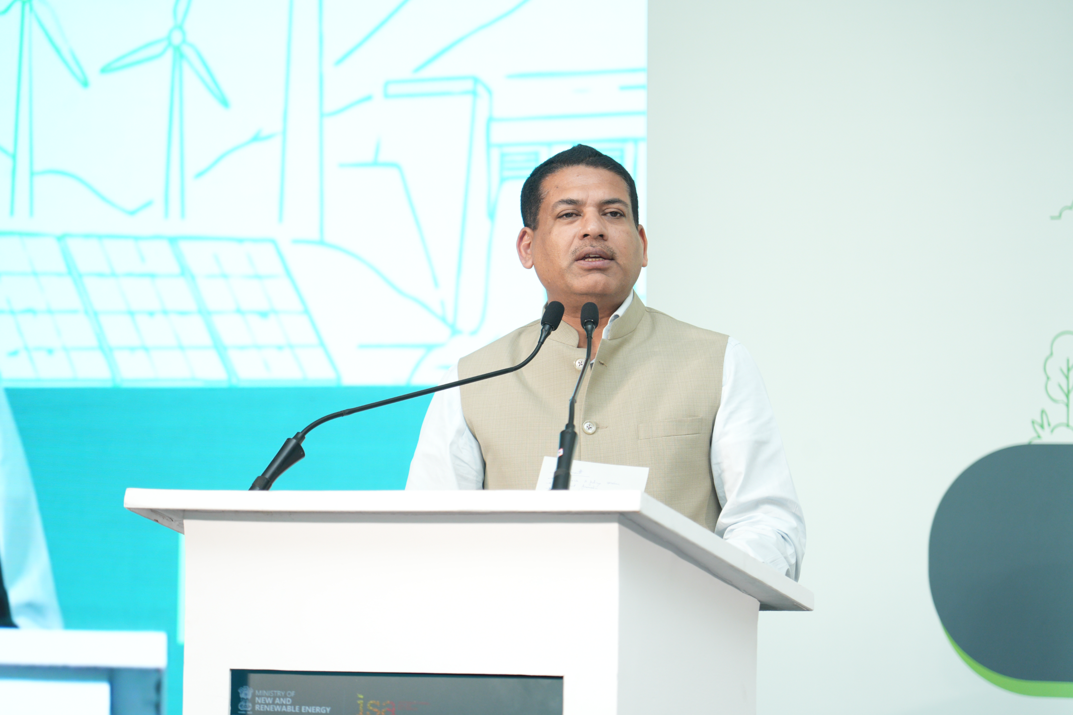 Shri Santosh Kumar Sarangi, Secretary, Ministry of New and Renewable Energy