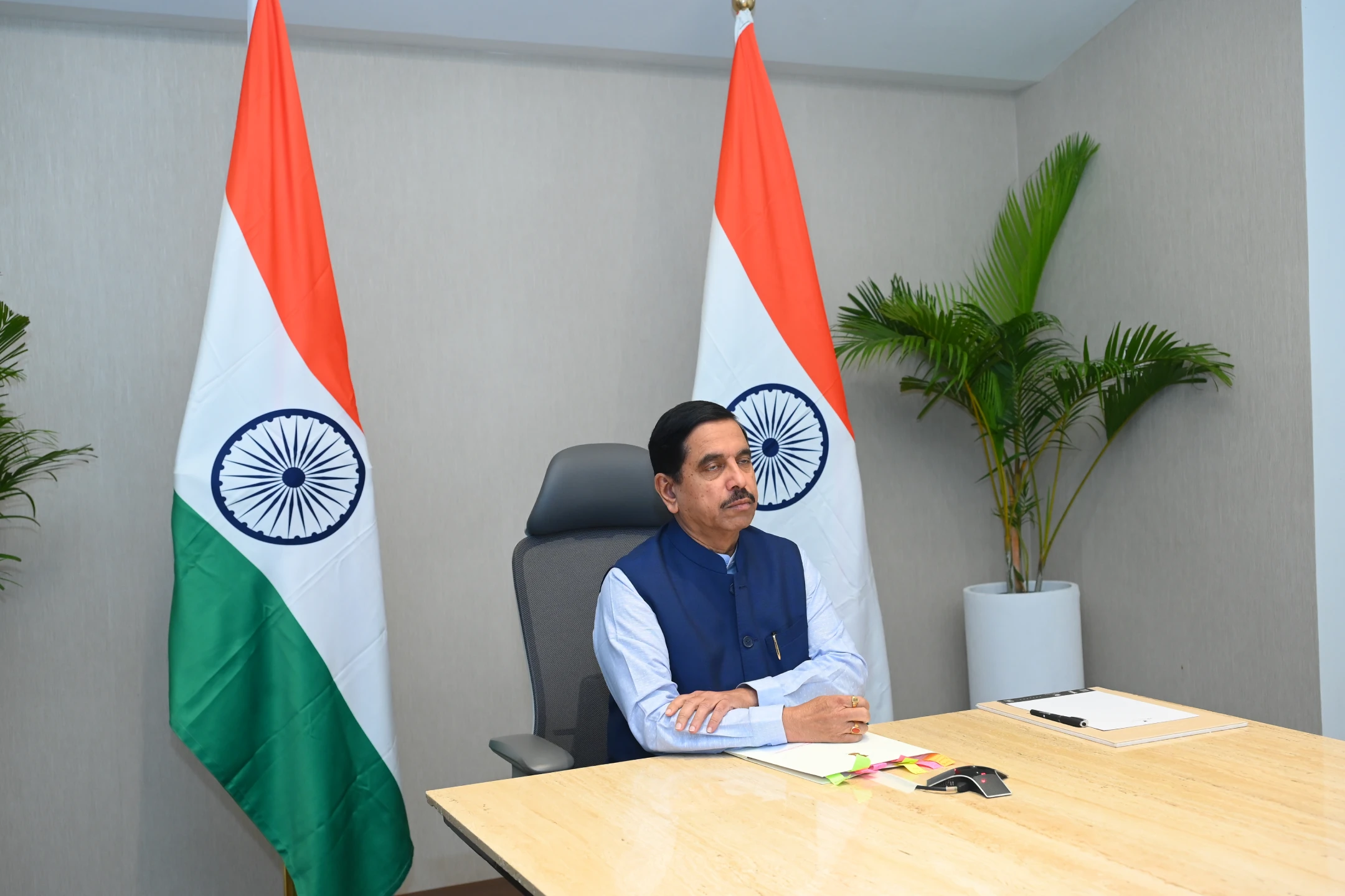 Shri Prahlad Joshi, Hon'ble Union Minister for New & Renewable Energy, Gol & President. International Solar Alliance (ISA), Mumbai Roadshow held on 27th August 2026